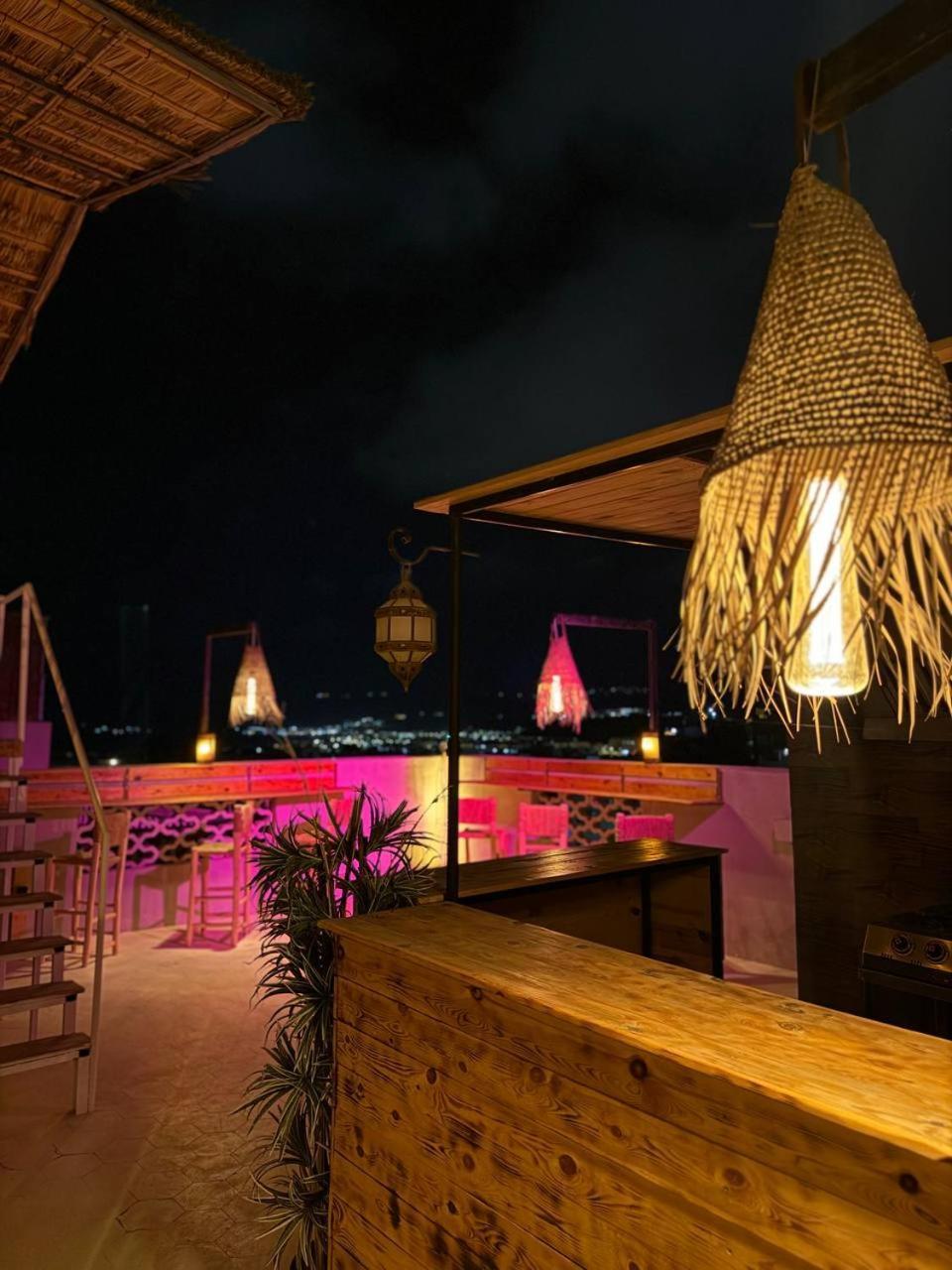 Albergue Santacruz Surf Camp Tamraght Exterior foto